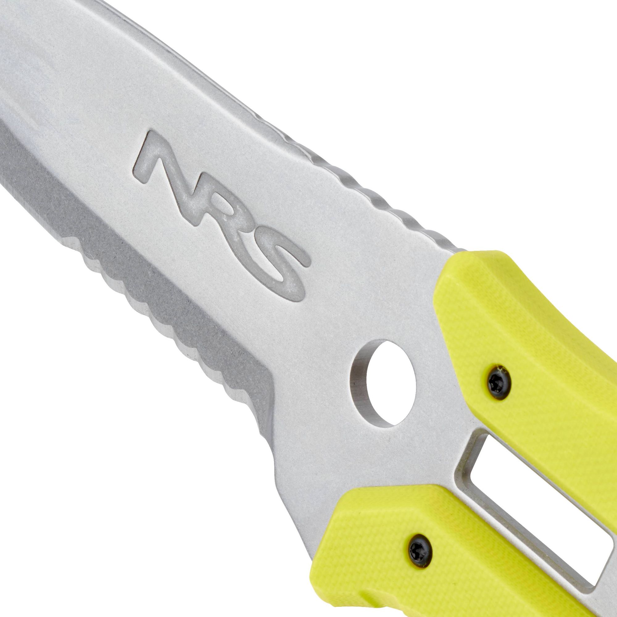 NRS Pilot SAR Knife_SafetyYellow_Detail.jpg