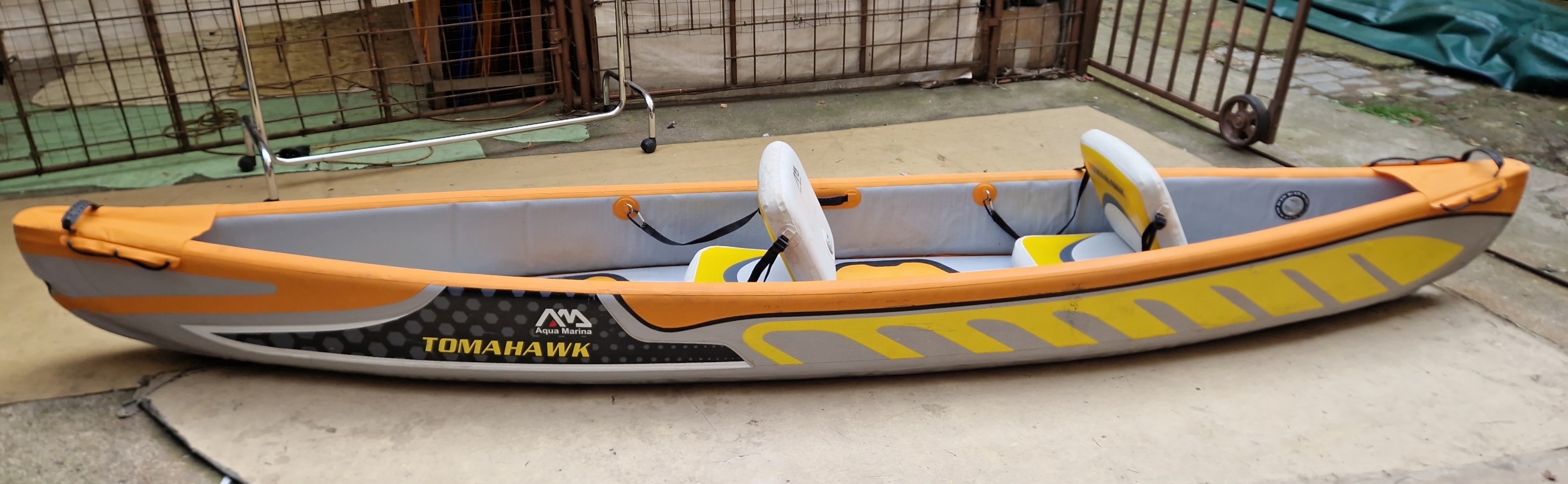 bazar aqua marina tomahawk 440